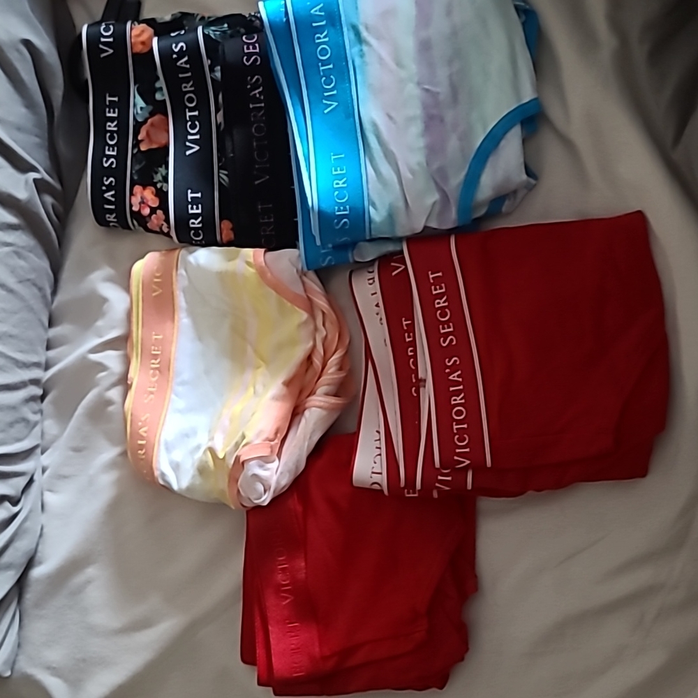 VS hipster panties